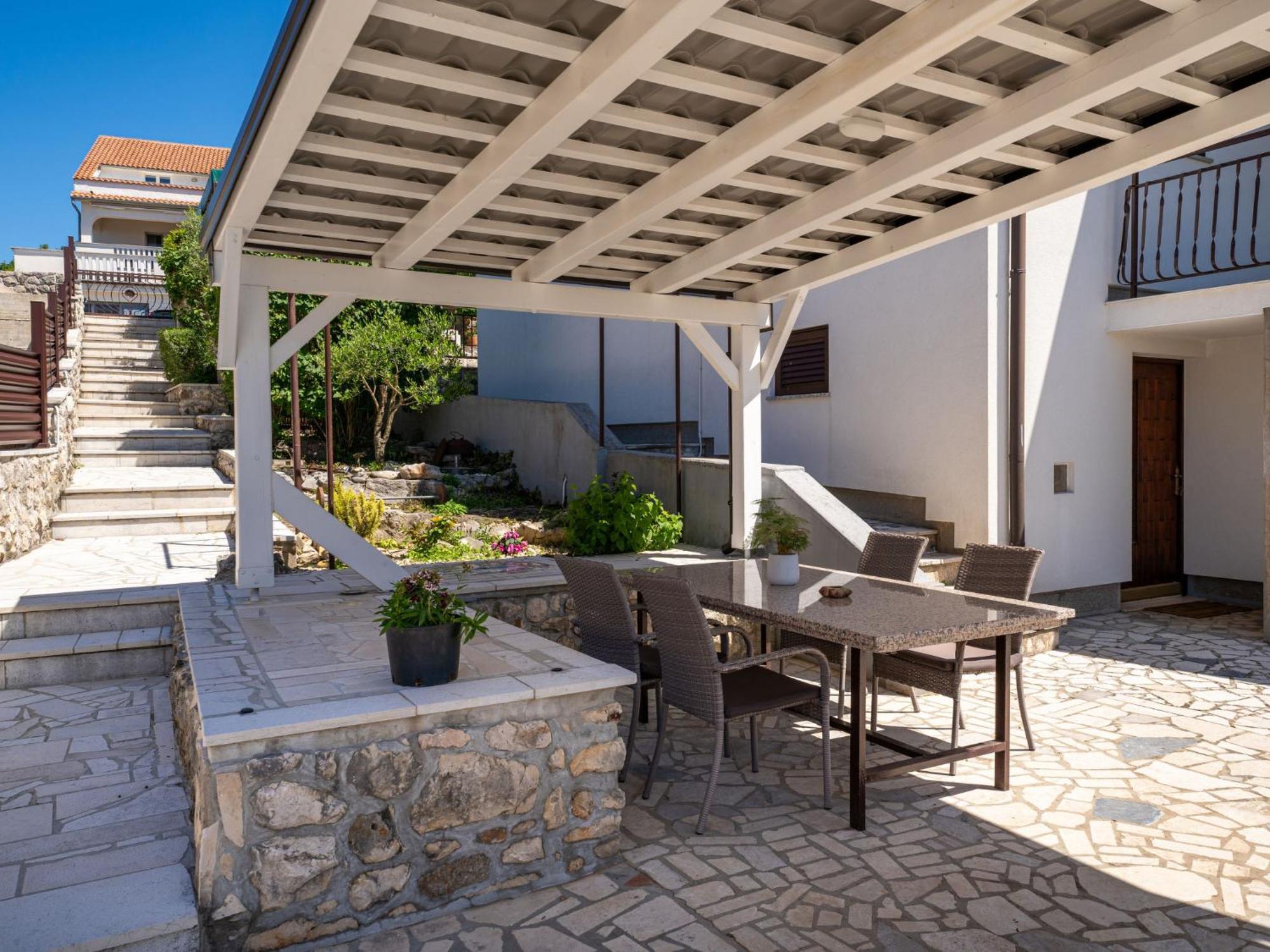 Apartment Albaneze By Interhome Njivice Extérieur photo